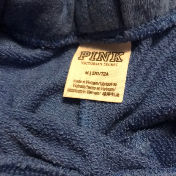 Blue VS pink shorts size medium - Picture 2 of 3